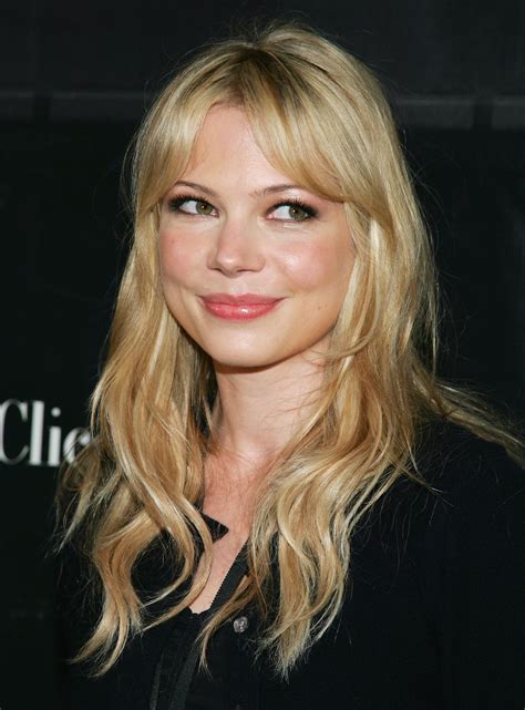 michelle williams long hair